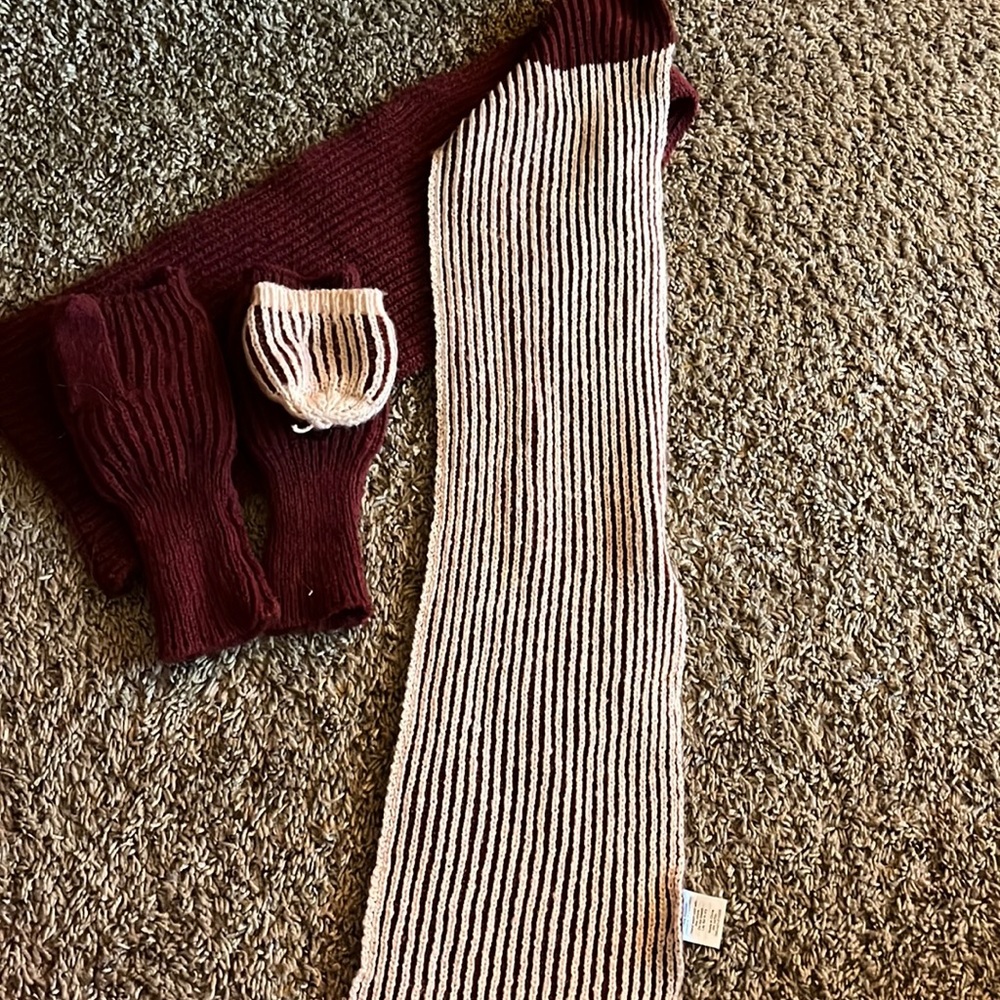 Scarf and mittens